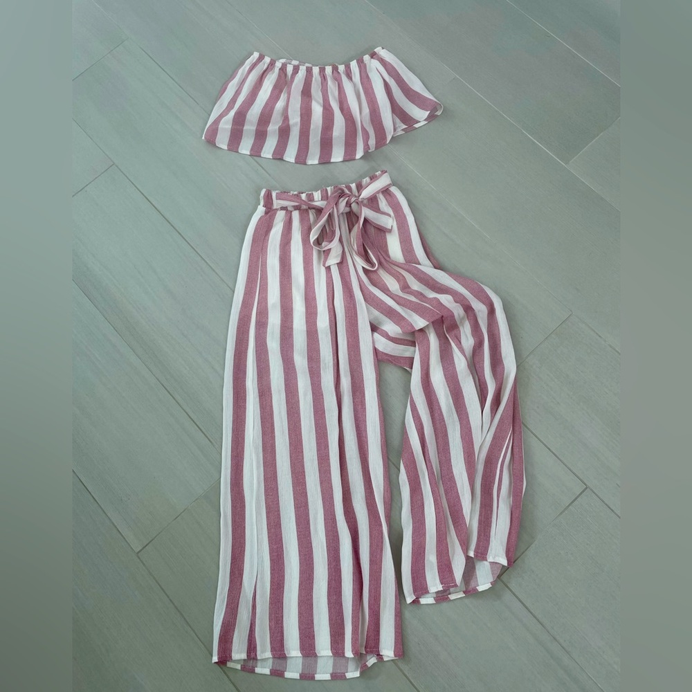 Chic Two Piece Striped Yacht Wear